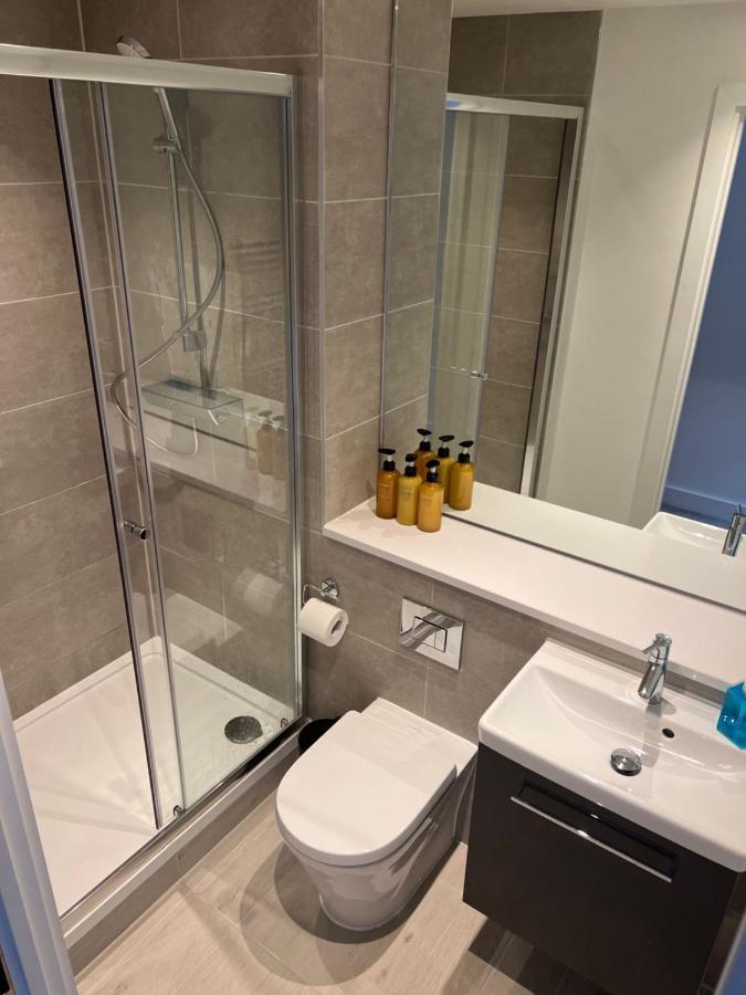 Crown X Chapel Apartments Manchester Esterno foto