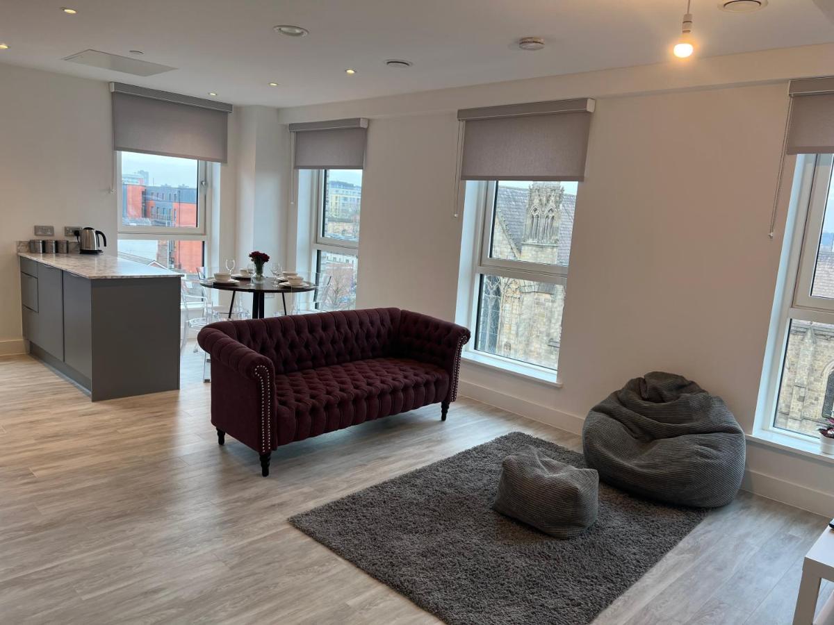 Crown X Chapel Apartments Manchester Esterno foto